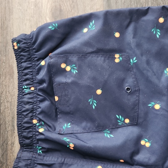 Old Navy men's swim trunks navy blue with oranges size LARGE *new with t… - Picture 4 of 8